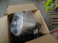 Pallet divers toebehoren dieren - afbeelding 7 van  14