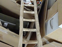 Pallet divers toebehoren dieren - afbeelding 2 van  6