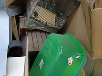 Pallet divers toebehoren dieren - afbeelding 3 van  6