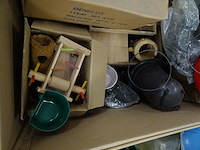 Pallet divers toebehoren dieren - afbeelding 2 van  6