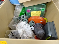 Pallet divers toebehoren dieren - afbeelding 2 van  7