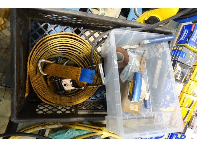 Pallet divers werkmateriaal - afbeelding 2 van  2