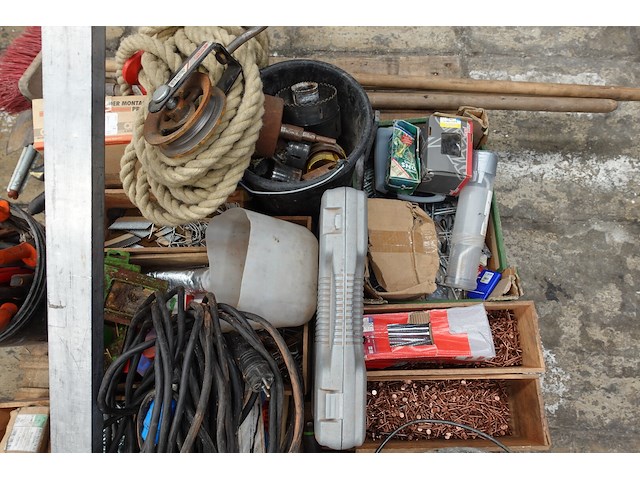 Pallet divers werkmateriaal - afbeelding 3 van  5