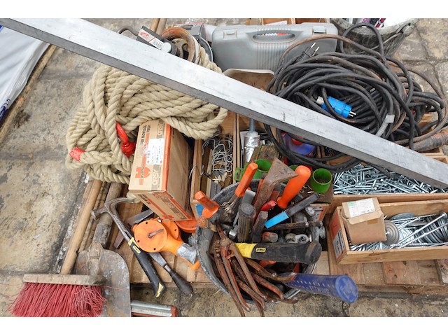Pallet divers werkmateriaal - afbeelding 4 van  5
