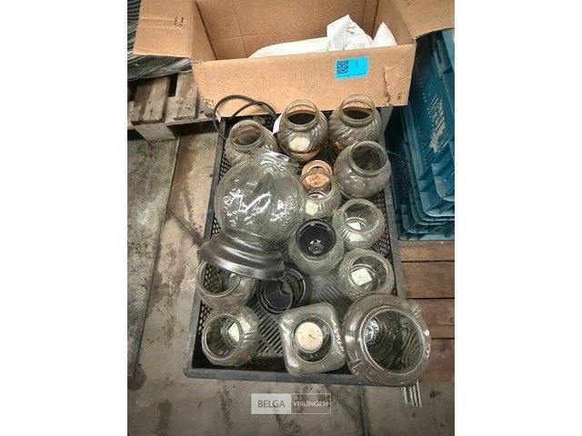 Pallet divers - afbeelding 2 van  7