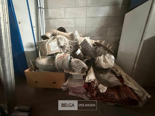 Pallet divers - afbeelding 1 van  4