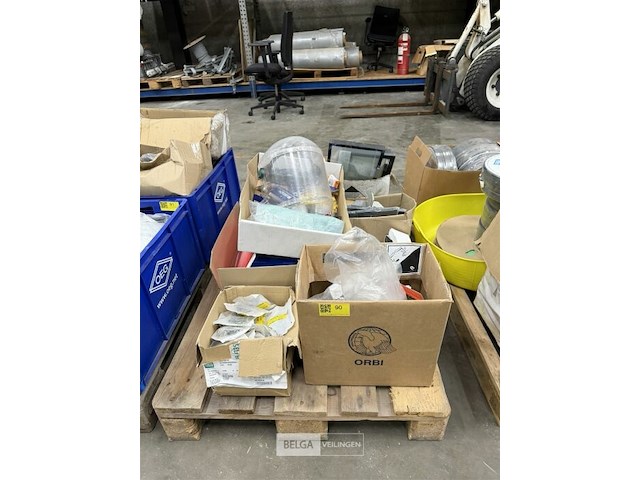 Pallet divers - afbeelding 8 van  15
