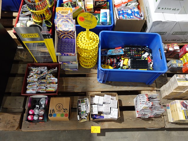 Pallet diverse aanstekers - afbeelding 1 van  6