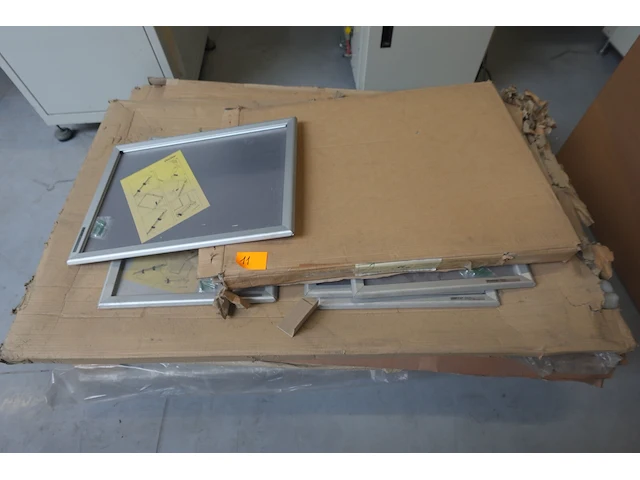 Pallet diverse aluminium kliklijst - afbeelding 2 van  4