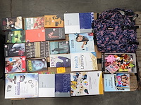 Pallet diverse boeken - afbeelding 1 van  1