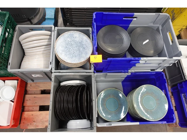 Pallet diverse borden - afbeelding 1 van  16