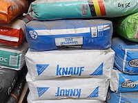 Pallet diverse bouwstoffen - afbeelding 2 van  4
