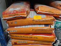 Pallet diverse bouwstoffen - afbeelding 1 van  5