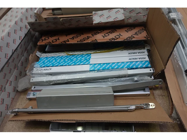 Pallet diverse deur pompen - afbeelding 7 van  9