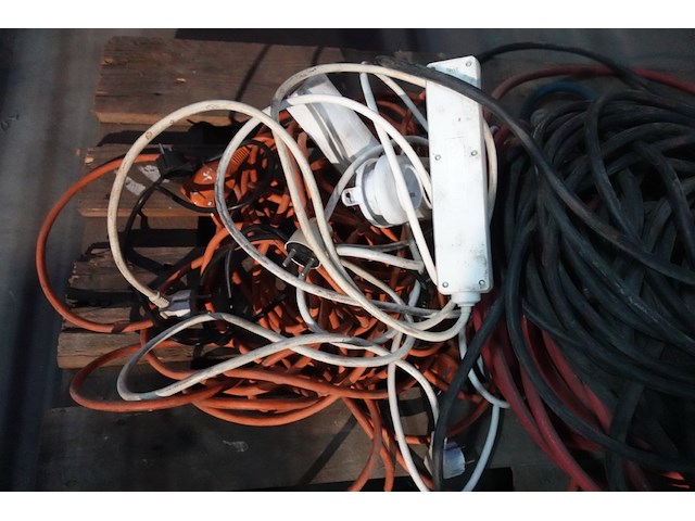 Pallet diverse elektrische kabels - afbeelding 2 van  3