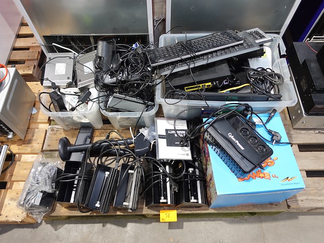 Pallet diverse elektronica - afbeelding 1 van  6