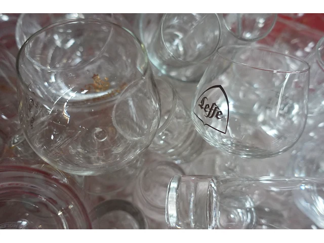 Pallet diverse glazen - afbeelding 8 van  24