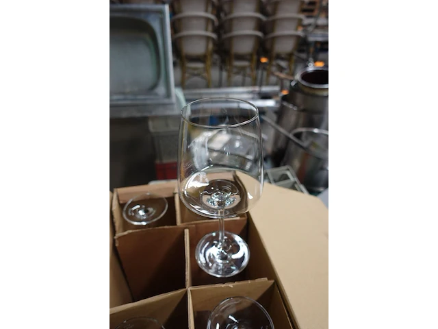 Pallet diverse glazen - afbeelding 16 van  24