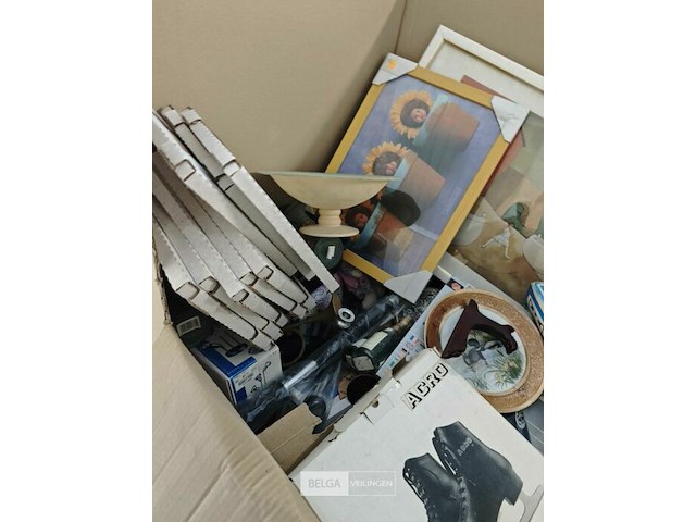 Pallet diverse goederen - afbeelding 14 van  20