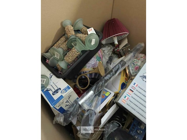 Pallet diverse goederen - afbeelding 18 van  20