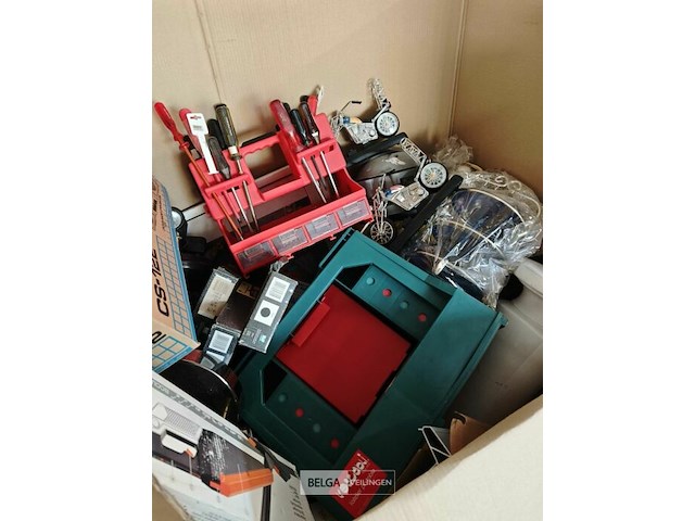 Pallet diverse goederen - afbeelding 16 van  35