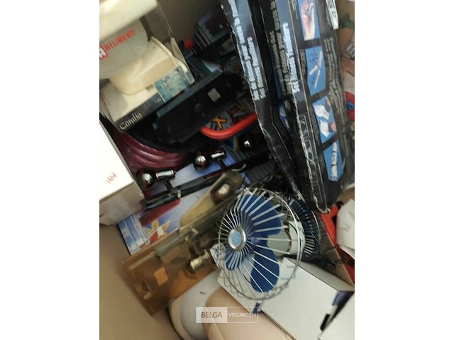 Pallet diverse goederen - afbeelding 21 van  35