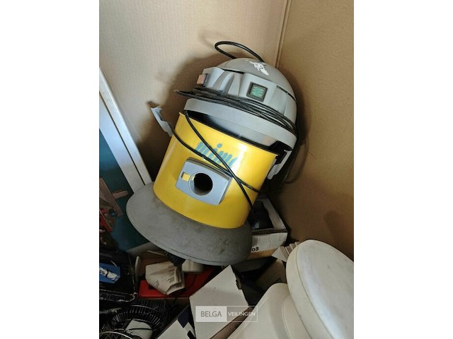 Pallet diverse goederen - afbeelding 32 van  35