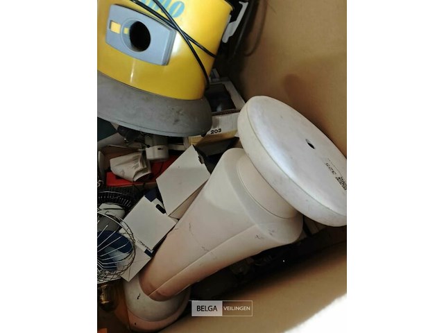 Pallet diverse goederen - afbeelding 33 van  35