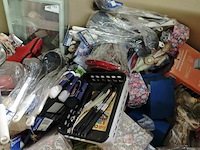 Pallet diverse goederen - afbeelding 15 van  34