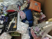 Pallet diverse goederen - afbeelding 33 van  34