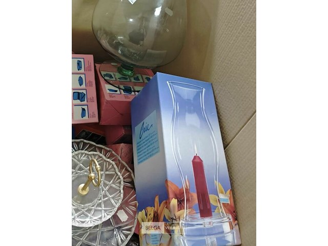 Pallet diverse goederen - afbeelding 2 van  37