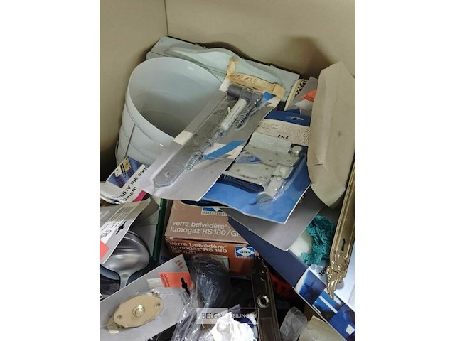 Pallet diverse goederen - afbeelding 19 van  37