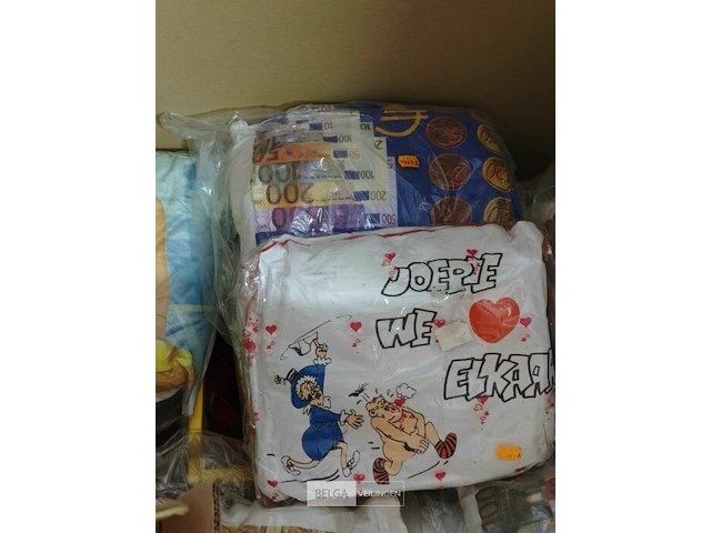 Pallet diverse goederen - afbeelding 34 van  37