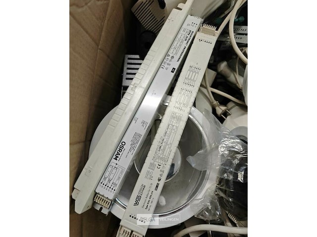 Pallet diverse goederen - afbeelding 7 van  10