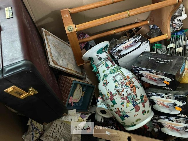 Pallet diverse goederen - afbeelding 18 van  35