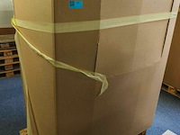 Pallet diverse goederen - afbeelding 27 van  35