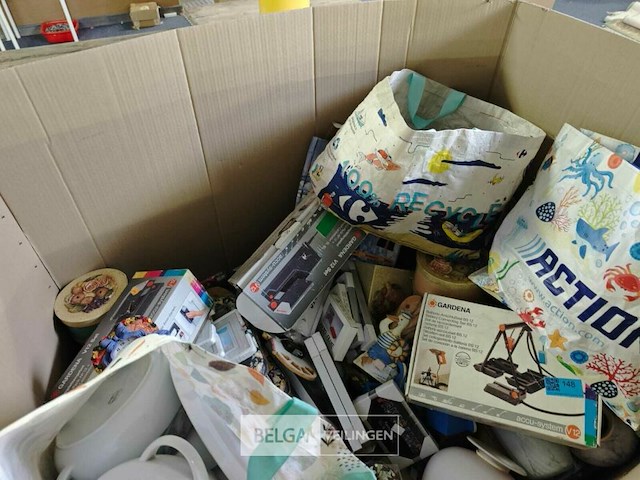 Pallet diverse goederen - afbeelding 28 van  35