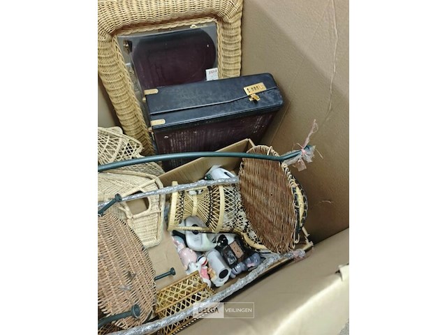 Pallet diverse goederen - afbeelding 2 van  29