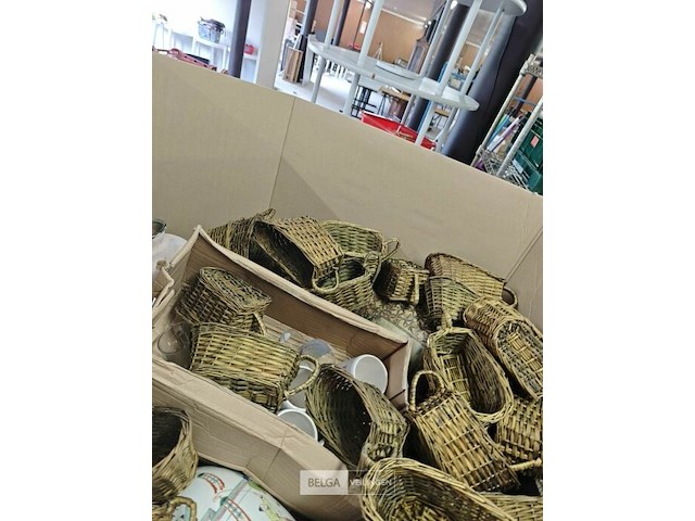 Pallet diverse goederen - afbeelding 20 van  29