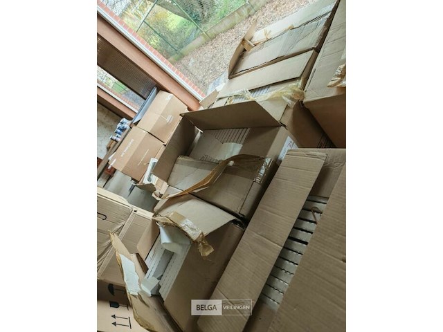 Pallet diverse goederen - afbeelding 5 van  14