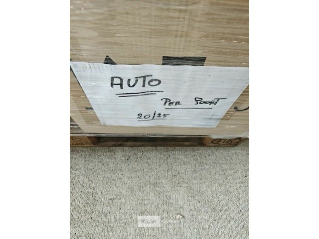 Pallet diverse goederen - afbeelding 14 van  14