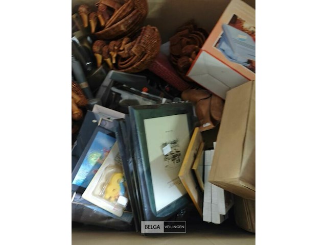 Pallet diverse goederen - afbeelding 6 van  25