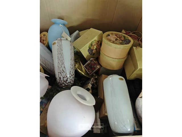 Pallet diverse goederen - afbeelding 11 van  25