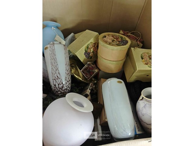 Pallet diverse goederen - afbeelding 13 van  25