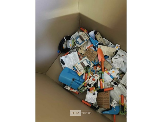 Pallet diverse goederen - afbeelding 19 van  25