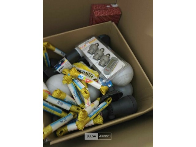 Pallet diverse goederen - afbeelding 22 van  25