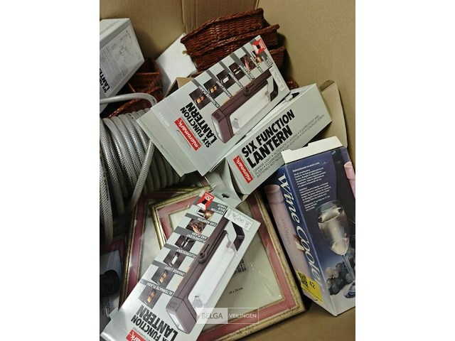 Pallet diverse goederen - afbeelding 4 van  25