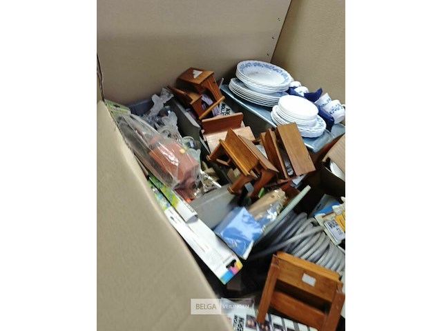 Pallet diverse goederen - afbeelding 6 van  25