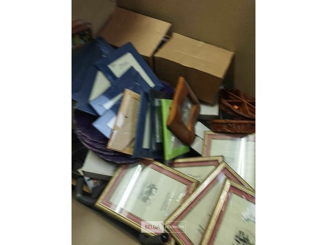 Pallet diverse goederen - afbeelding 21 van  25