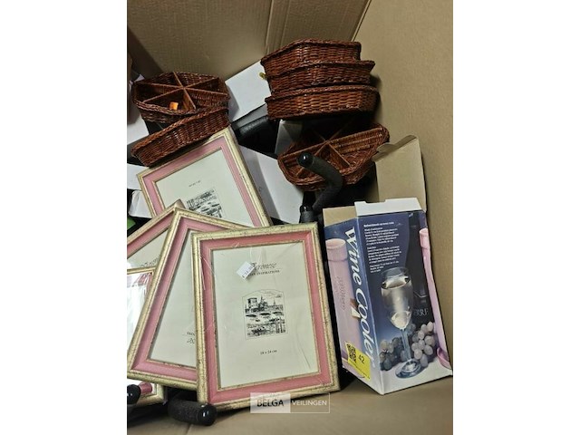 Pallet diverse goederen - afbeelding 22 van  25